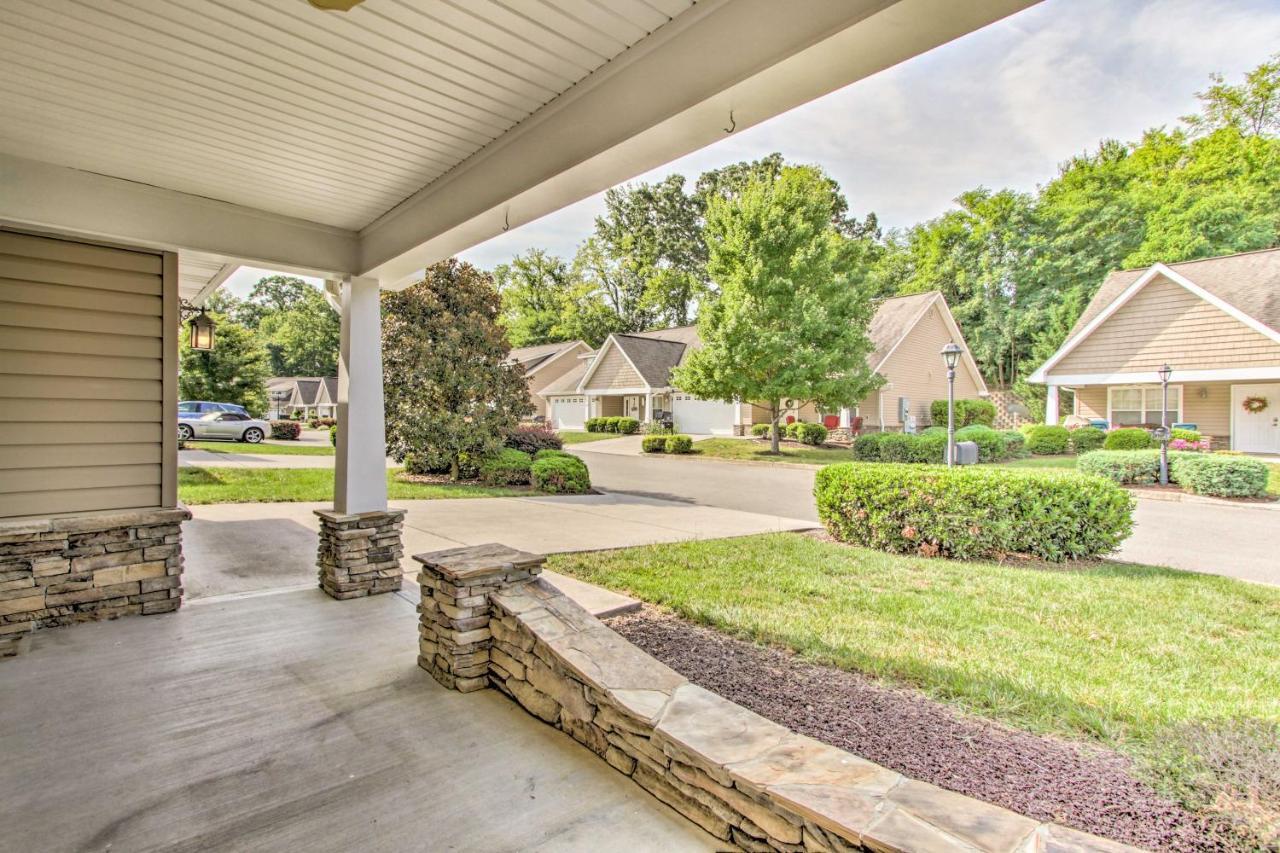 Home With Community Pool - 2 Miles To The Island! Pigeon Forge Exterior foto